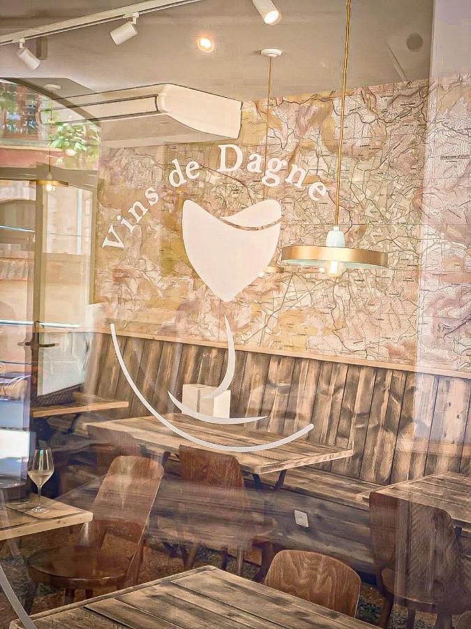 Готель Vins De Dagne Montlaur  Екстер'єр фото